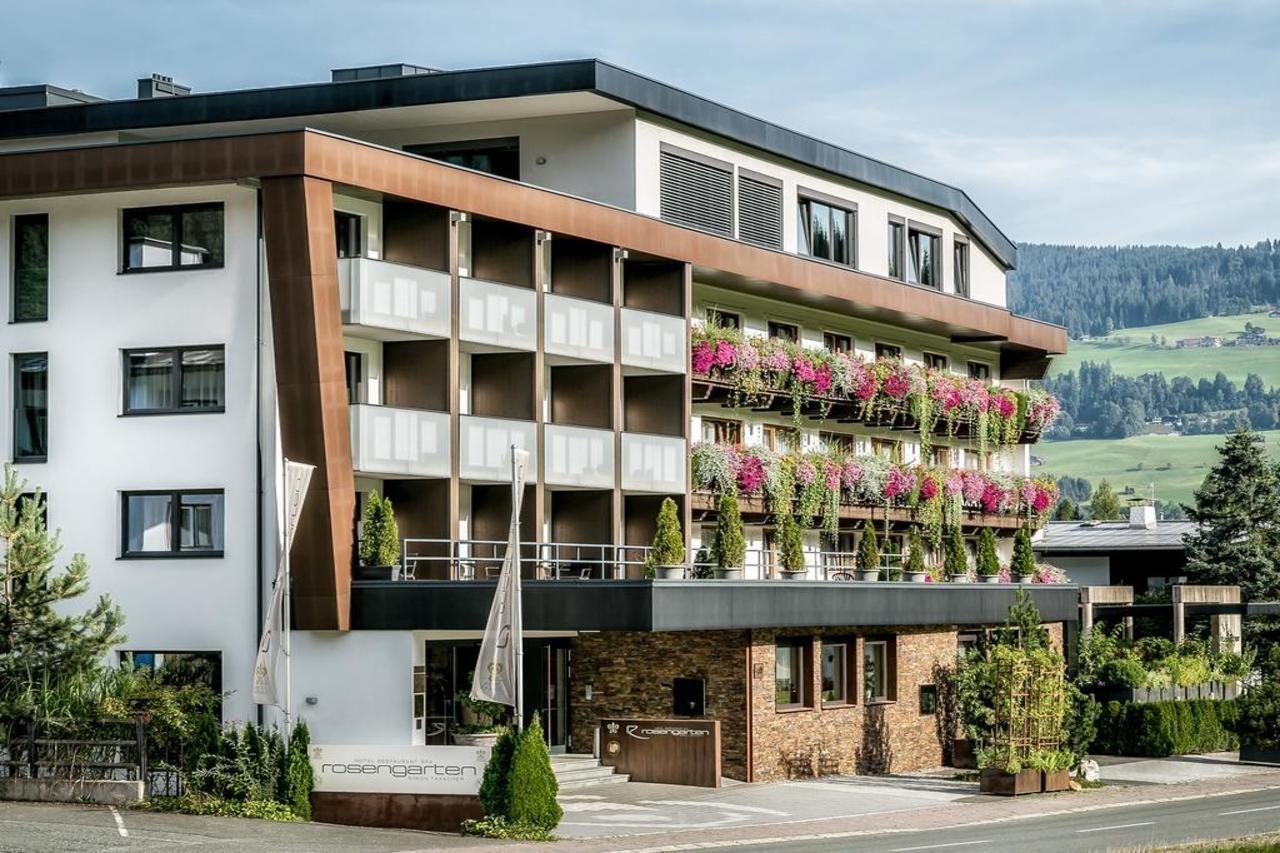 Alpenparks Hotel & Apartment Taxacher Кирхберг Экстерьер фото