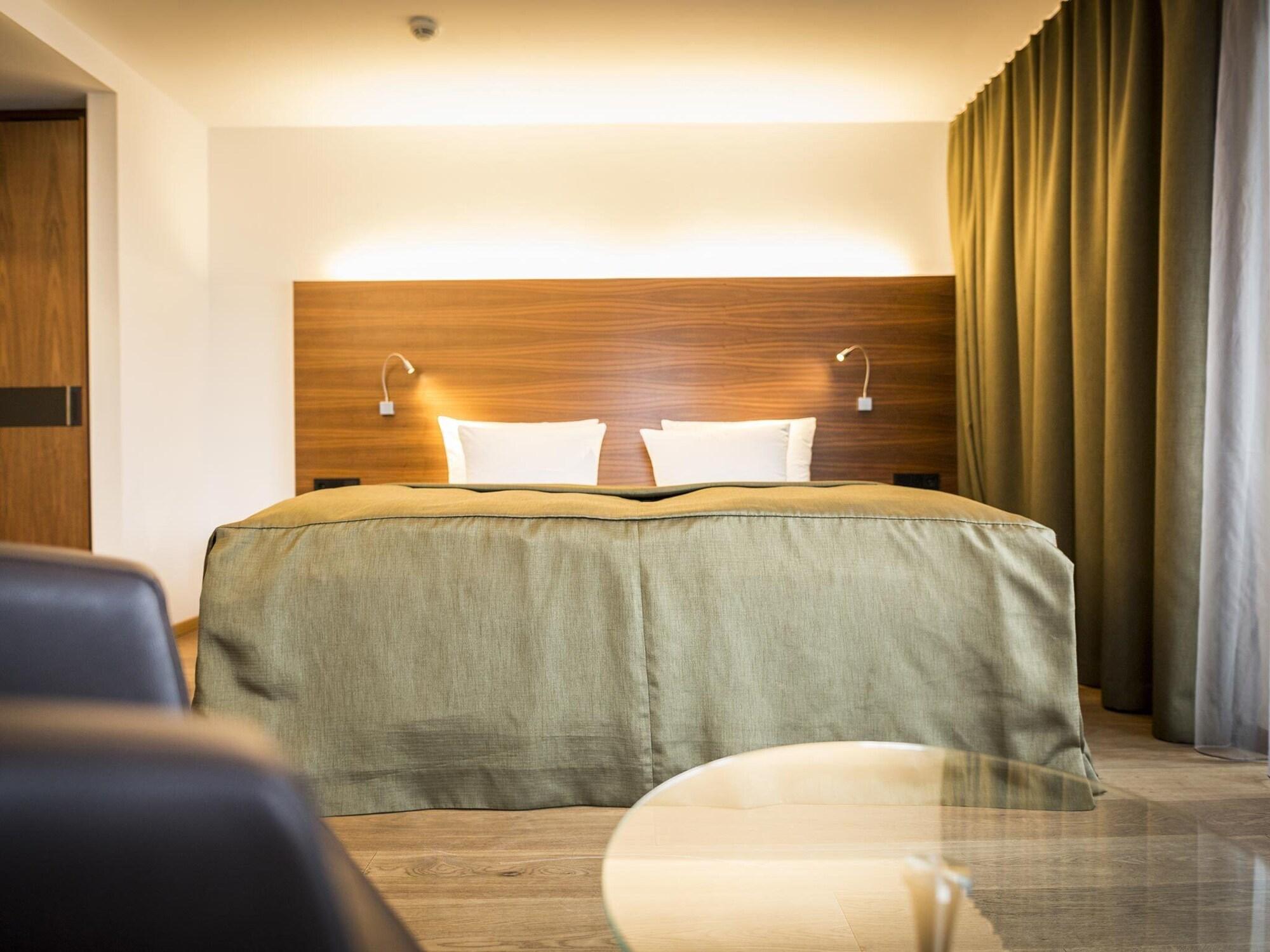 Alpenparks Hotel & Apartment Taxacher Кирхберг Экстерьер фото