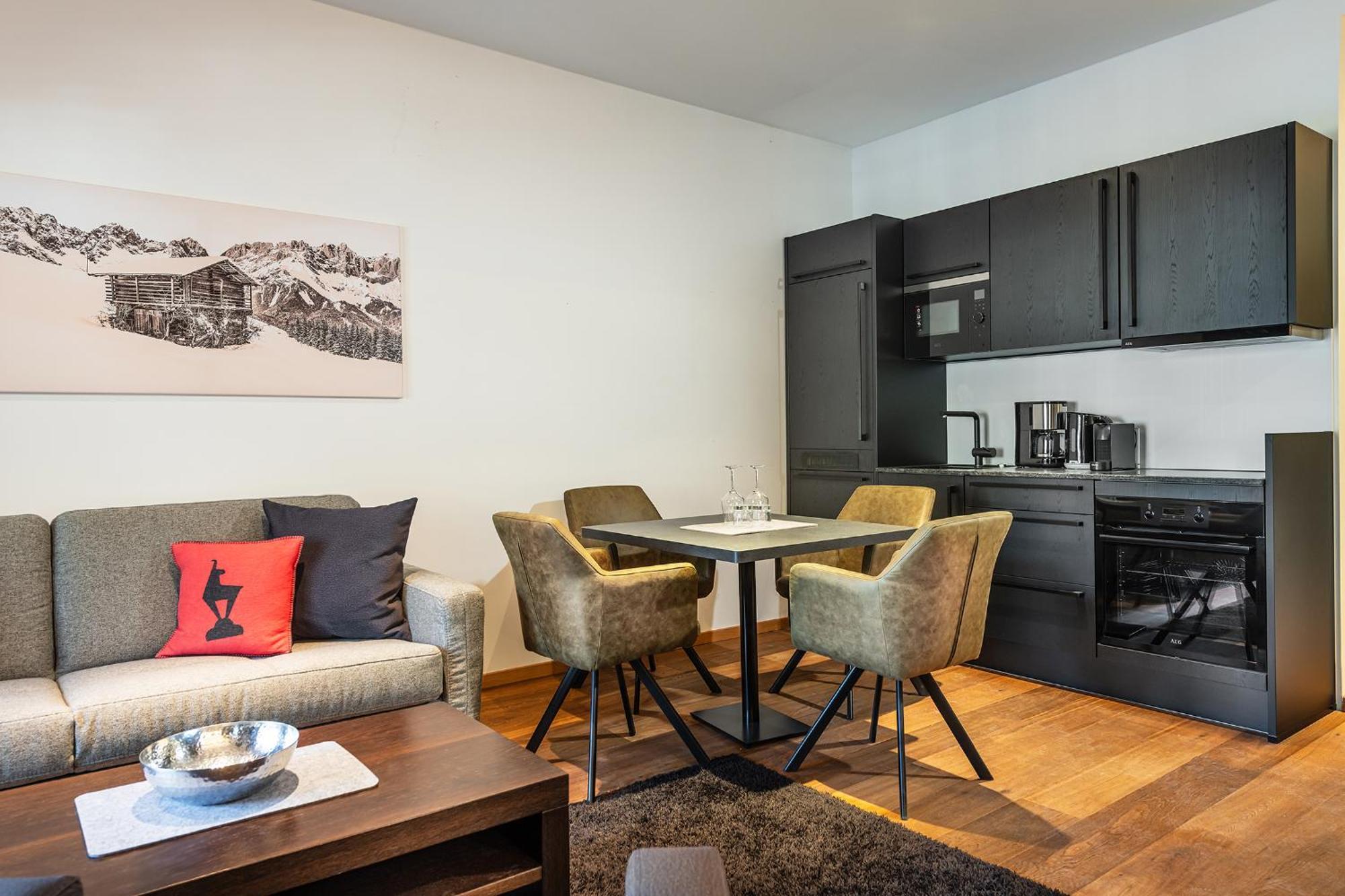 Alpenparks Hotel & Apartment Taxacher Кирхберг Экстерьер фото
