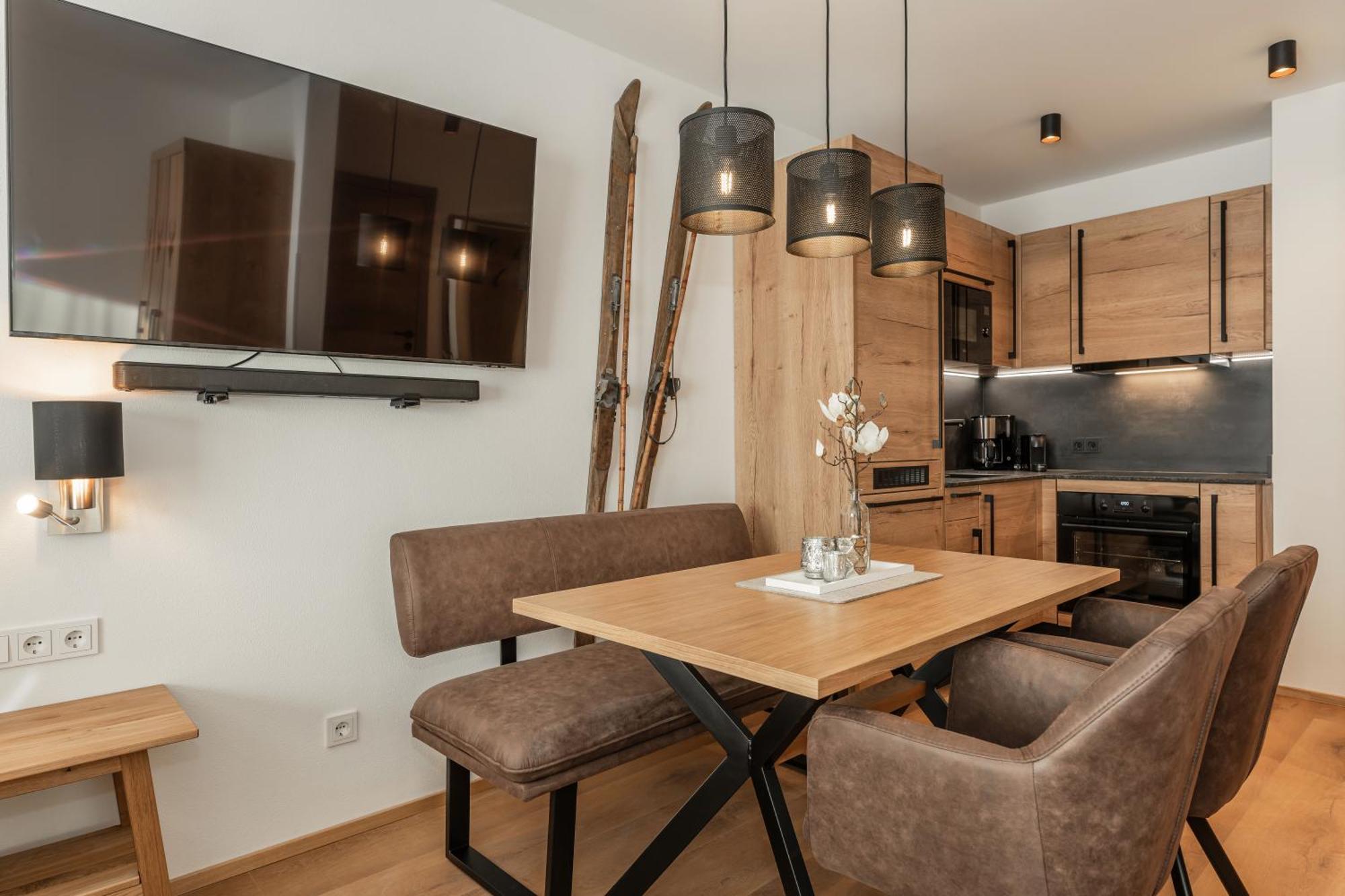 Alpenparks Hotel & Apartment Taxacher Кирхберг Экстерьер фото